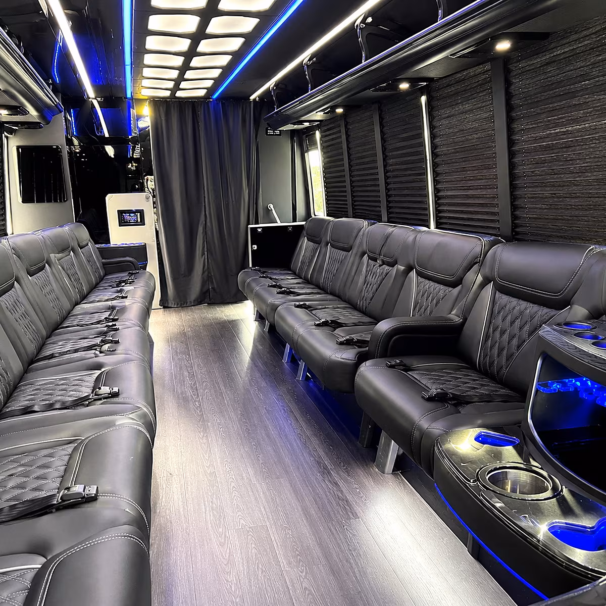 Louisville Birthday, Sweet 16, & Quinceañera Transportation onboard seating