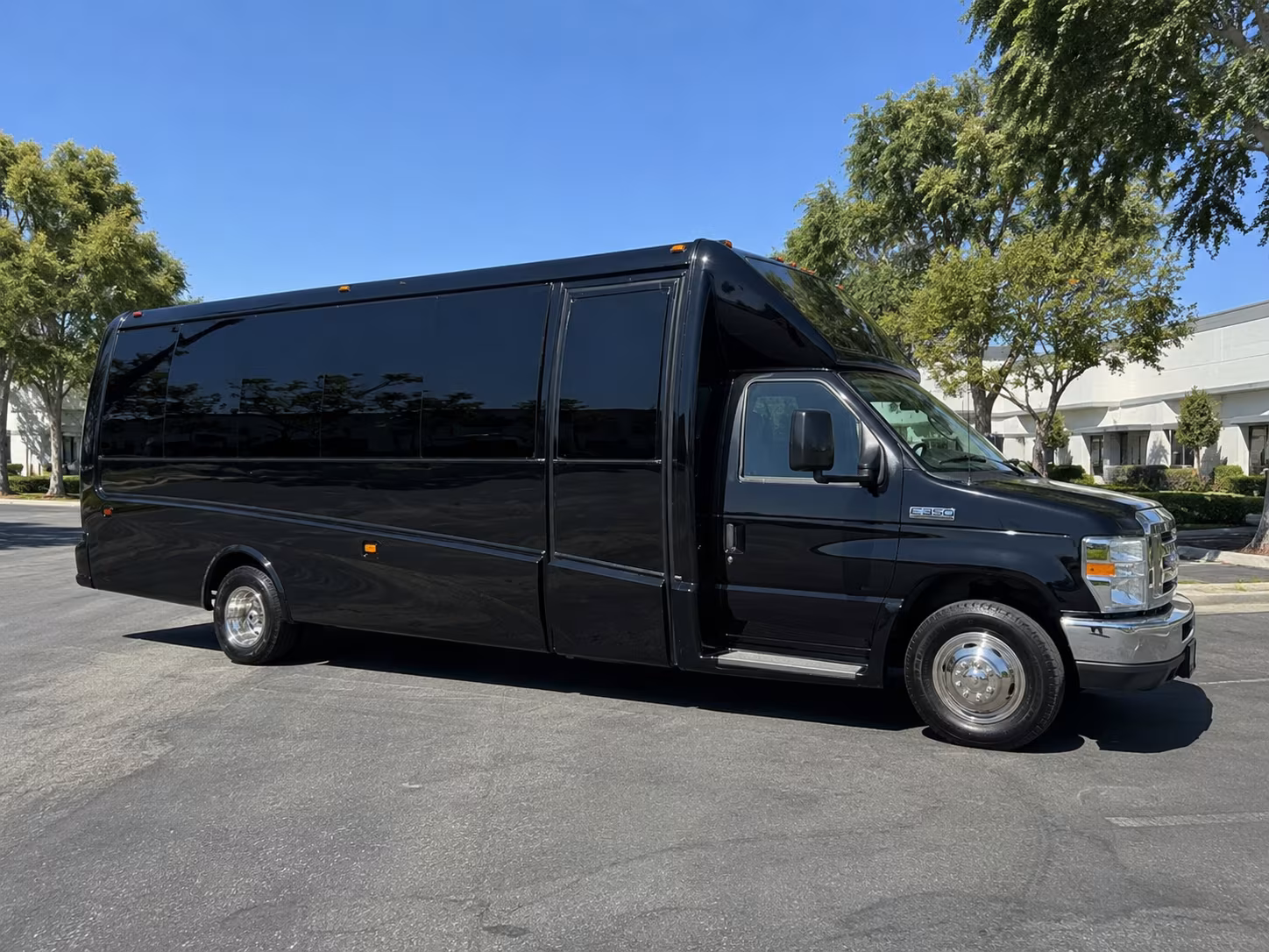 Louisville Wedding Transportation party bus exterior