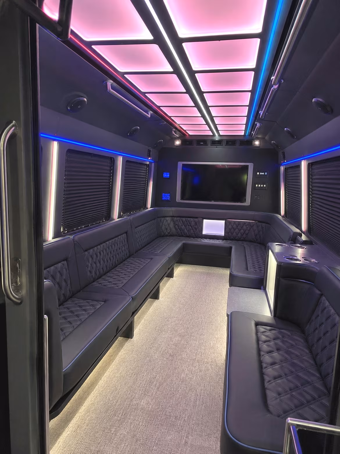 Louisville Winery Tour & Pub Crawl Transportation party bus interior