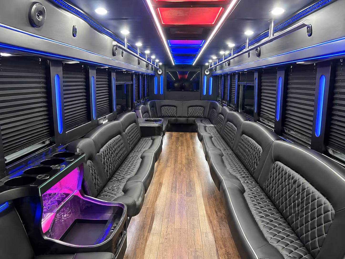 Louisville Winery Tour & Pub Crawl Transportation party bus interior